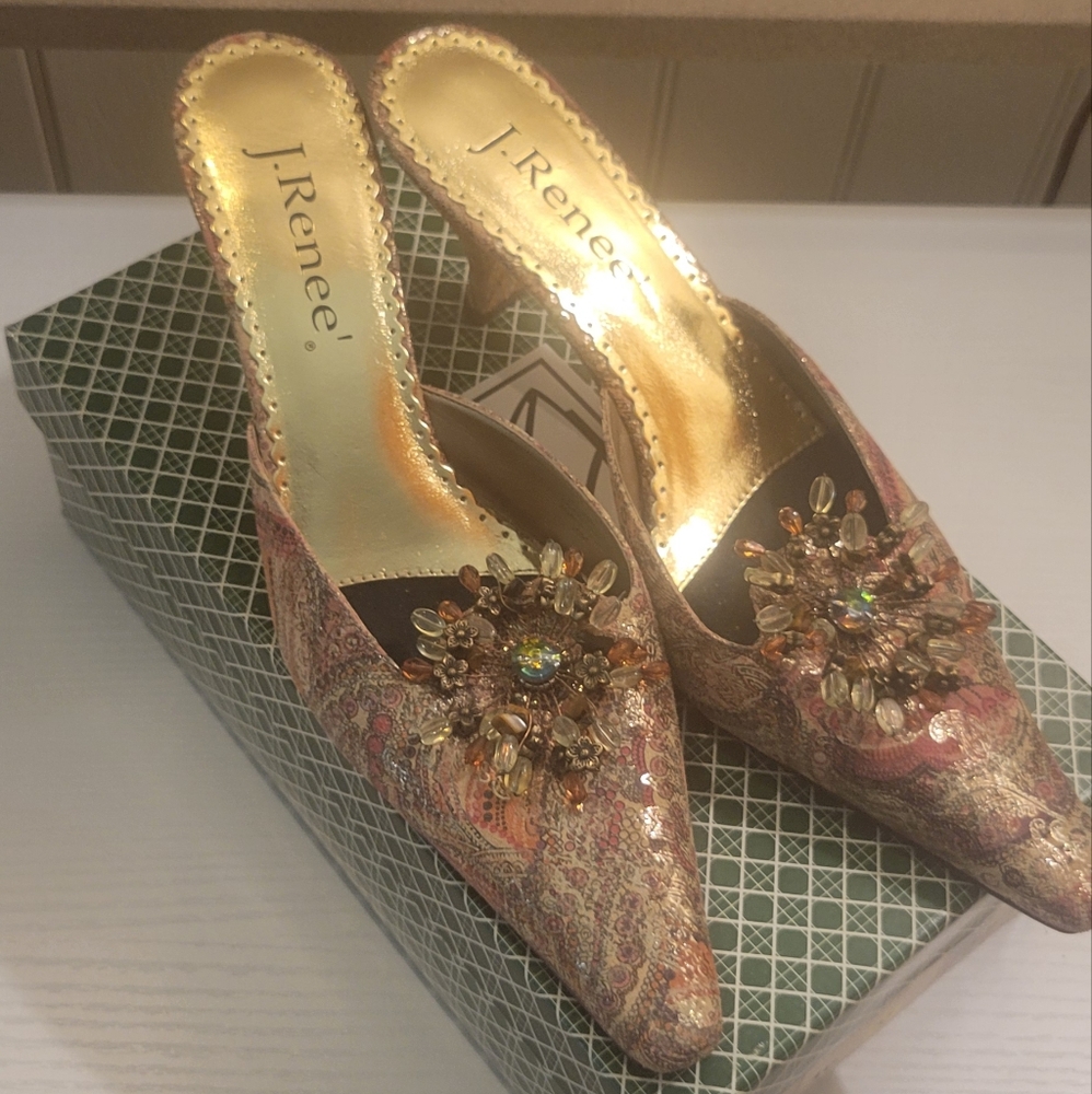 J.Renee Pink Beaded Pointed-Toe Women's Heels